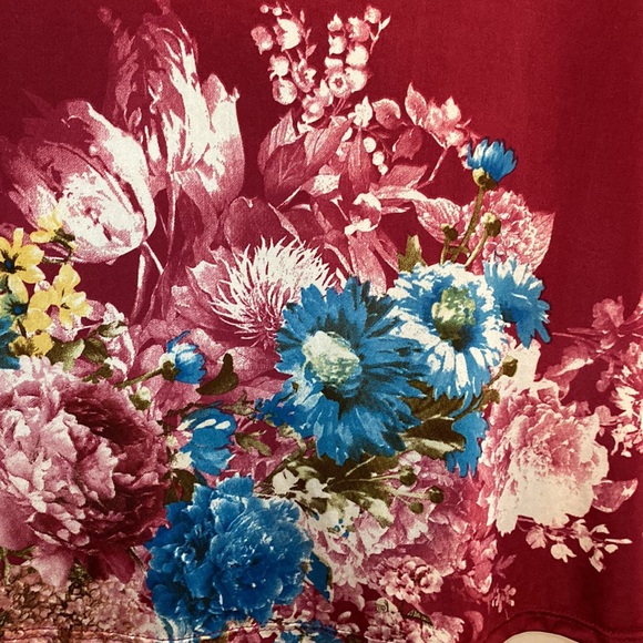 Bellamie. Floral print A-line dress. Size Medium. - Picture 5 of 6